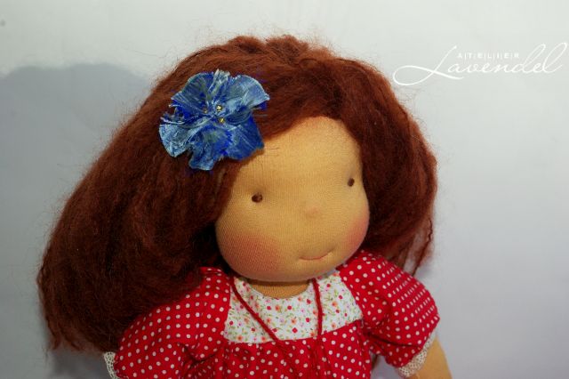 Handcrafted waldorf doll: an OOAK Waldorf inspired doll by Atelier Lavendel. Eco friendly. Handmade in Germany.