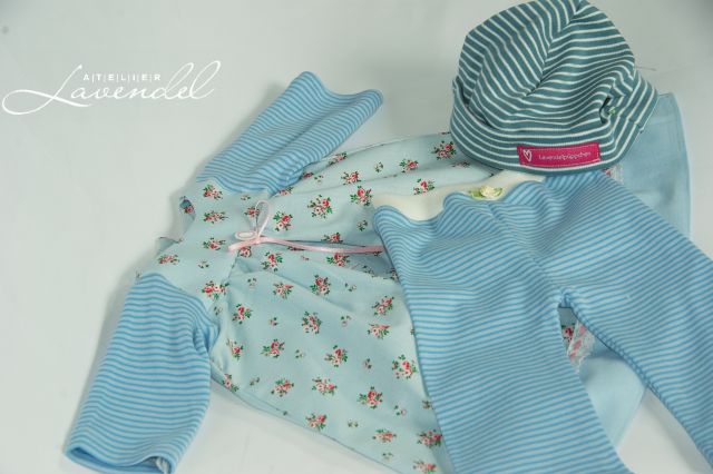 Read more about the article Handmade Doll Clothes