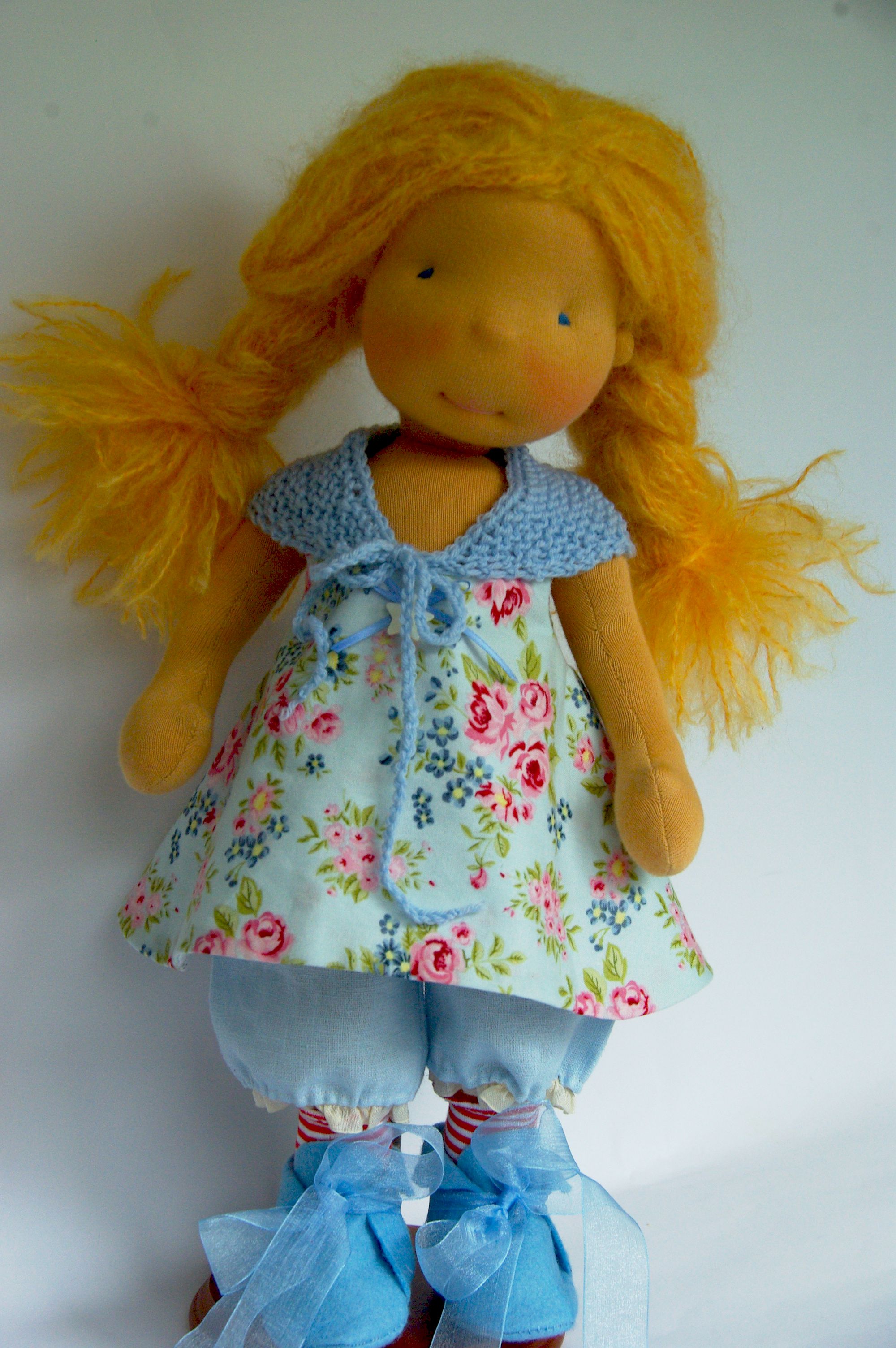 Waldorf dolls etsy. Handmade by Atelier Lavendel.