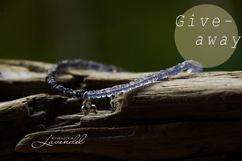 bracelet give-away by Atelier Lavendel