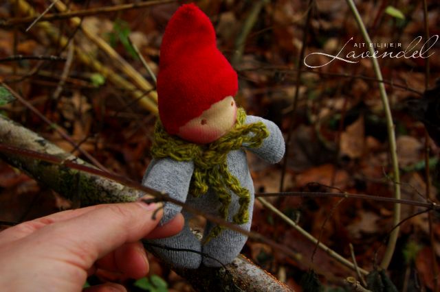 Natural fibres art dolls handmade by Atelier Lavendel are created with lots of love and care, using natural organic high quality materials. Handmade in Germany.