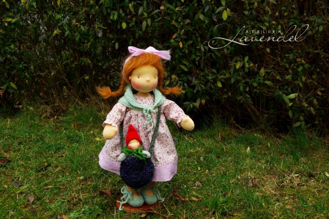 Natural cloth dolls by Atelier Lavendel