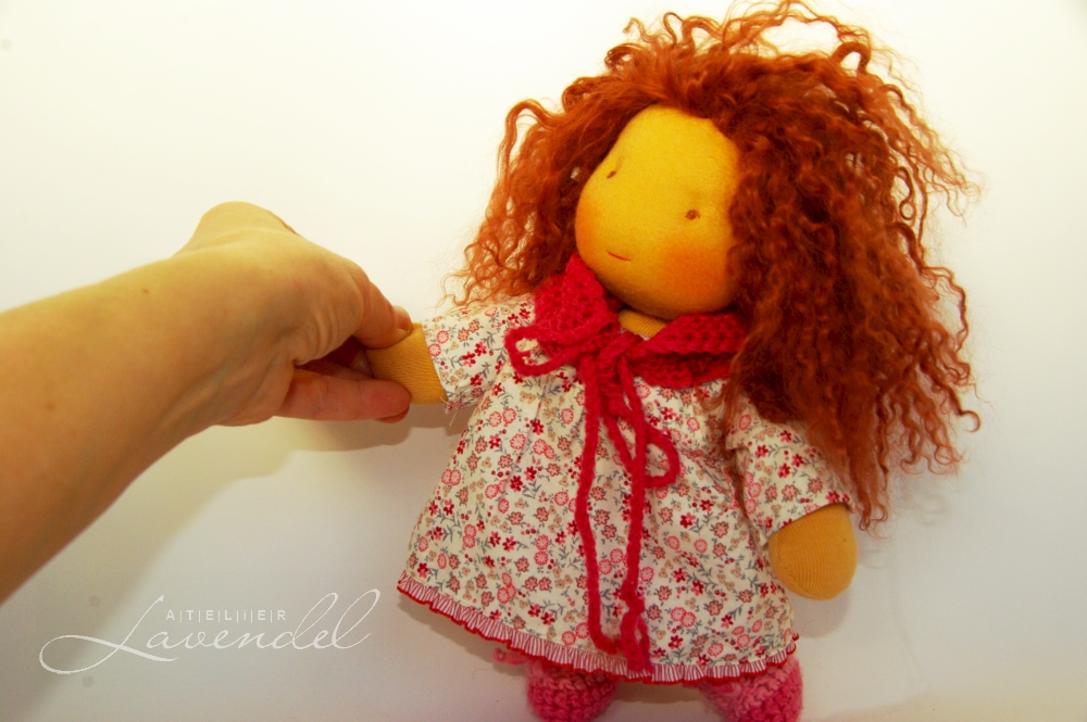 Fiona is a little Waldorf doll, standing 10minches. She is handmade by Atelier Lavendel with love and lots attention to details, using all natural materials.