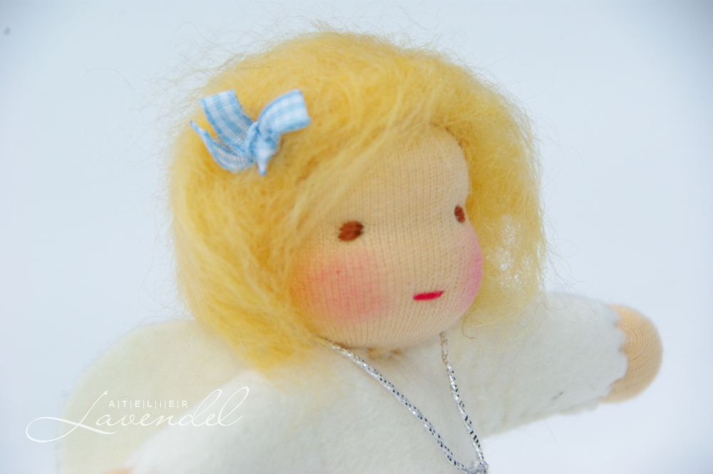 Waldorf felt guardian angel, handmade by Atelier Lavendel is made using organic, all natural materials. Handcrafted in Germany.