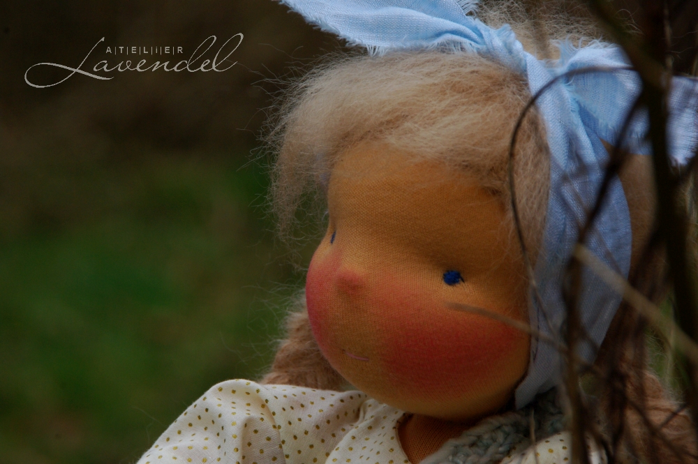 ooak natural cloth doll: handmade by Atelier Lavendel with lots of love and attention to detail, using all natural, best quality materials.