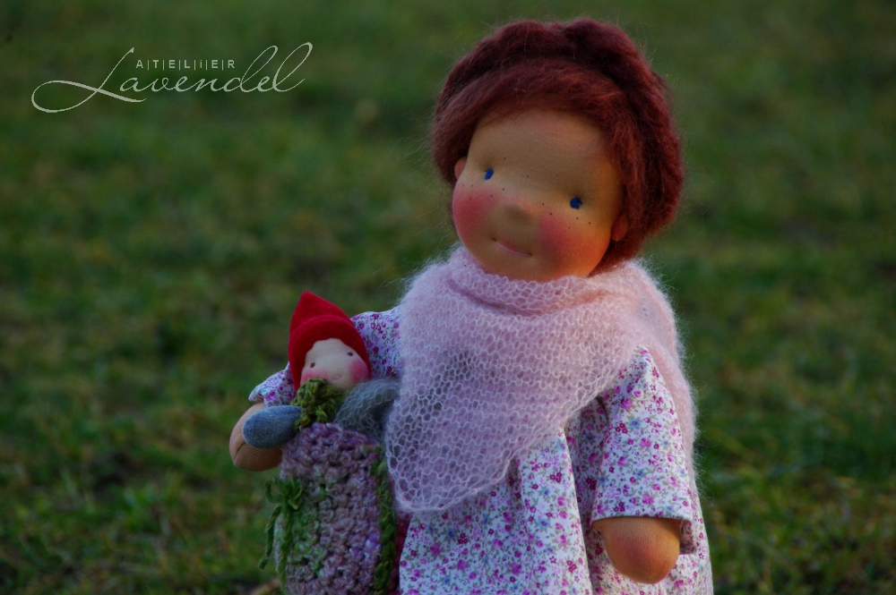 natural fibres art dolls handmade by Atelier Lavendel are created with lots of love and care, using natural organic high quality materials. Handmade in Germany.