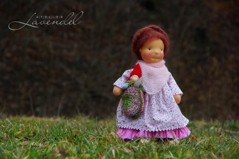 natural fibres art dolls handmade by Atelier Lavendel are created with lots of love and care, using natural organic high quality materials. Handmade in Germany.