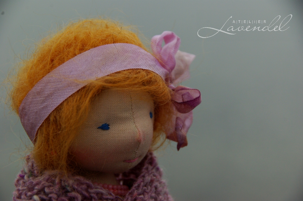 ooak cloth doll eco friendly: meet Leonie, handmade by Atelier Lavendel with lots of love and care using all natural organic materials. Waldorf Inspired. Handmade in Germany.