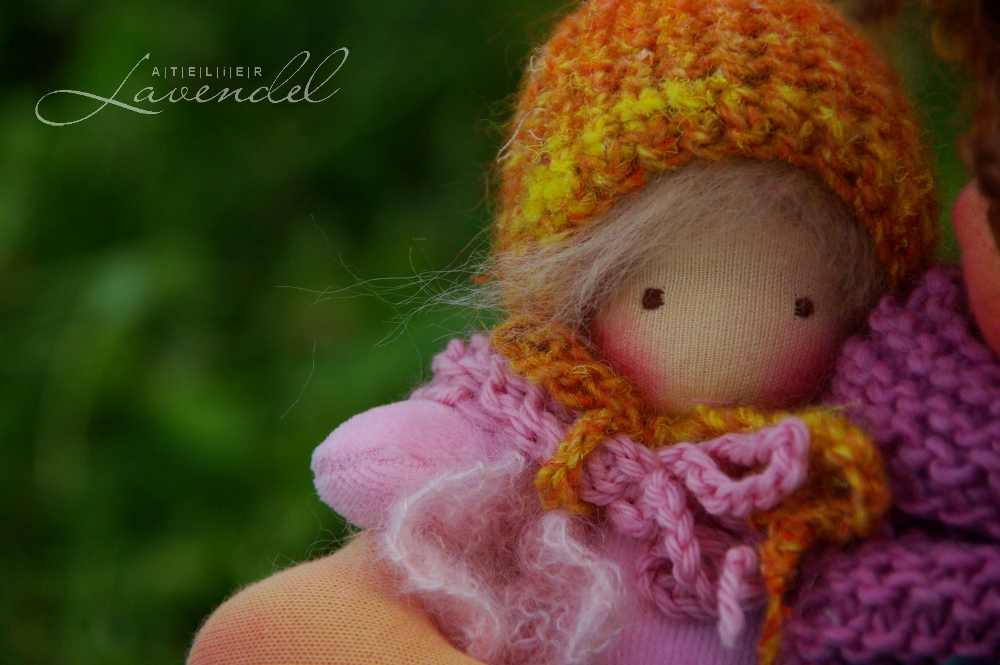 handmade ooak Waldorf dolls: meet Cleo, handmade by Atelier Lavendel with lots of love and care, using organic all natural materials. Handmade in Germany.