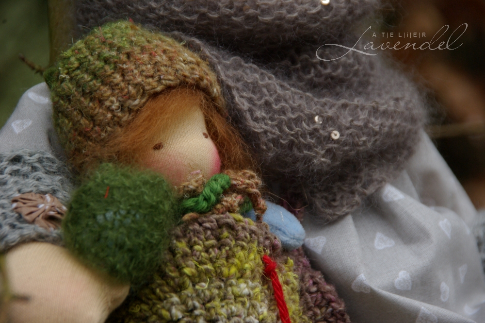 ooak natural fibers dolls: meet Antonia and Claudine, OOAK cloth dolls by Atelier Lavendel, handmade with lots of love and care.