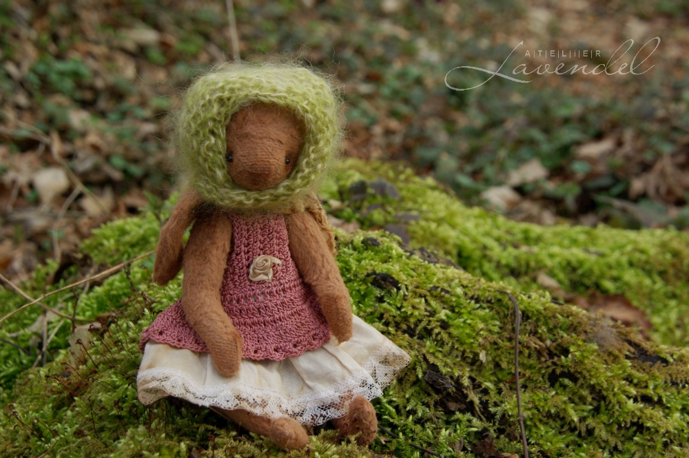 Meet Nele! She is an artist Easter bunny, livingly handmade by Atelier Lavendel. OOAK. ECO friendly.