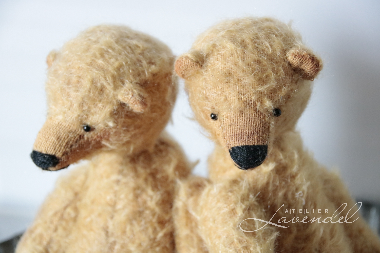 Meet Mathilda! RTG ooak artist bears by Atelier lavendel. Best quality natural materials, original designs. Hanmade in Germany.