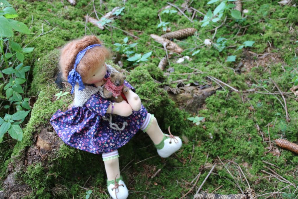 Atelier Lavendel natural fiber doll