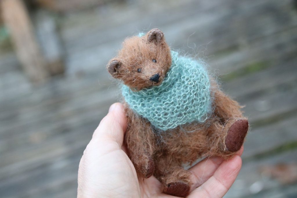 miniature mohair bear by Atelier Lavendel