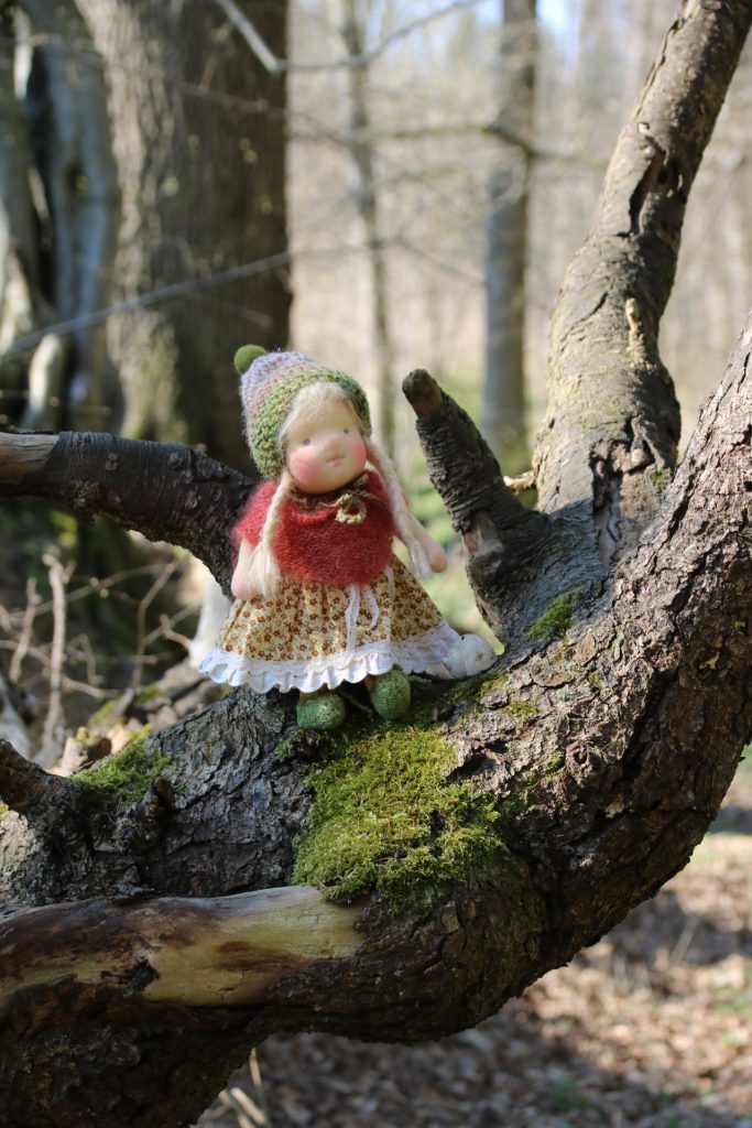 Meet Nadine!This approx. 11in natural natural Waldorf doll is handmade by Atelier Lavendel with natural organic high quality materials and lots of love and care.